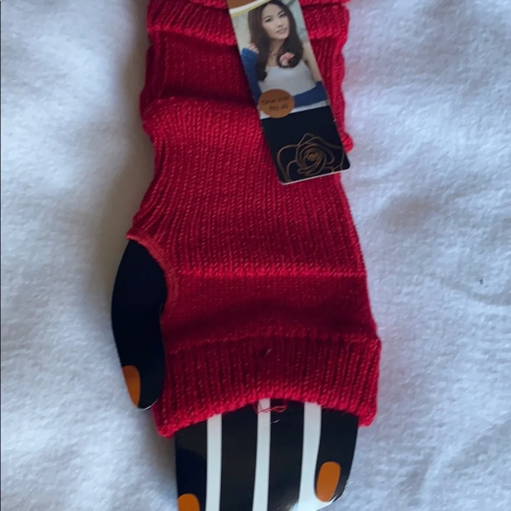 SALE 2/$27 3/$37 4/$45 Mix/Match Red Stretch New Arm Warmers